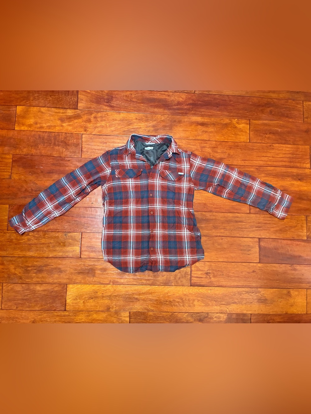 Columbia Red & Blue Plaid Lightweight Breathable Button-Down Men’s Shirt - Small